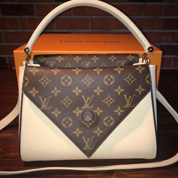 Louis Vuitton Double V - Picture 4 of 8